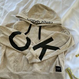 Calvin Klein Gray Sweater Soft Casual Fabric